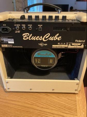 Image 3 of ROLAND BLUES CUBE TOTALLY LIKE NEW.