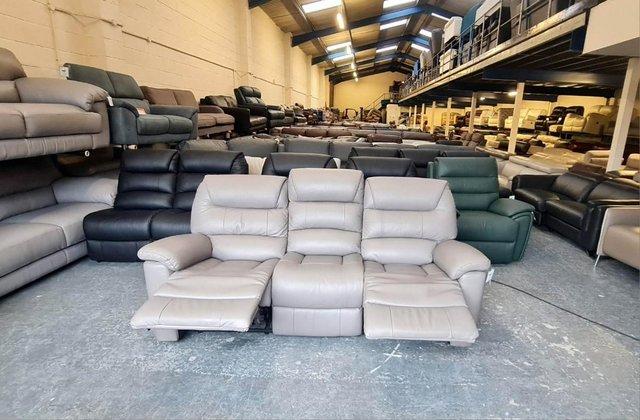 Image 11 of La-z-boy Staten grey leather electric 3 seater sofa