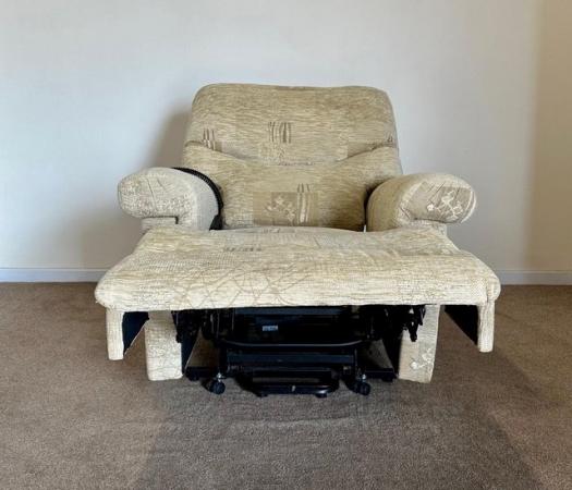 Image 8 of SHERBORNE ELECTRIC RISER RECLINER CREAM CHAIR ~ CAN DELIVER
