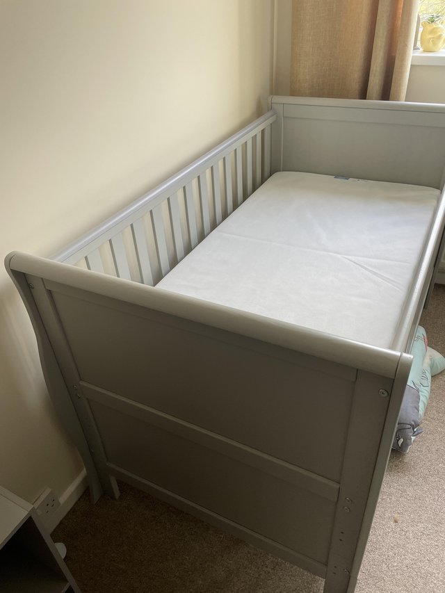 Preview of the first image of Baby cot that has never been used.