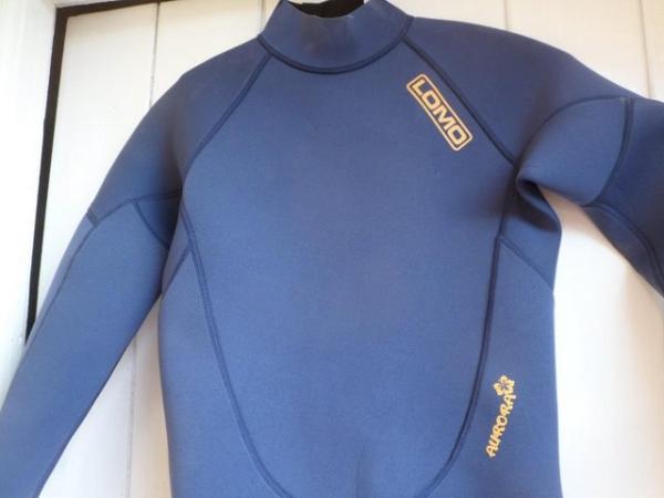 Image 2 of LOMO Ladies Wetsuit - Brand New, still has labels