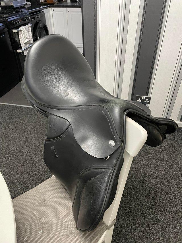 Preview of the first image of 17 inch GPthorowgood saddle for sale.