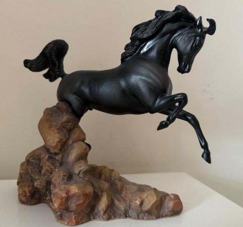 Image 2 of ‘FURY’ black stallion by Pamela Du Boulay Franklin Mint