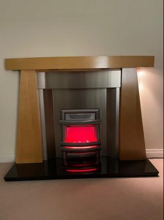 Image 3 of Stylish modern Electric fireplace- reduced price