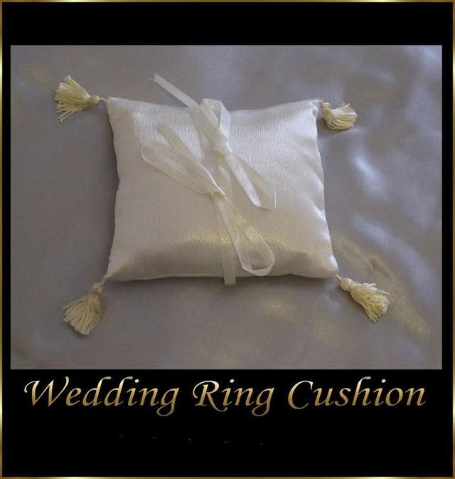 Preview of the first image of 1 Ivory Wedding Ring Cushion.