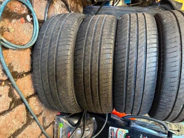 Image 3 of 235/65 R16c Michelin Agilis Tyre's.