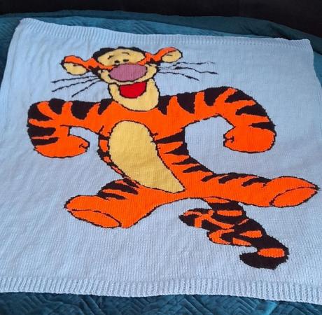 Image 1 of New hand-knitted tigger blanket