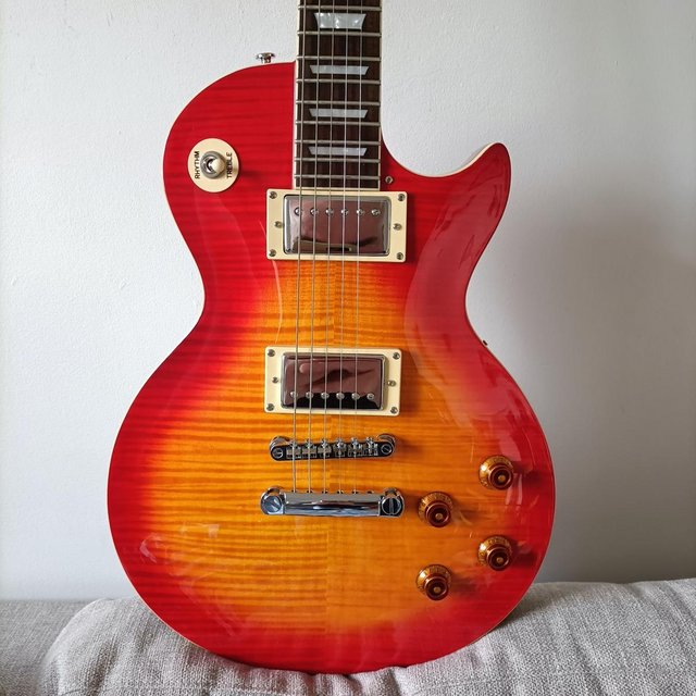 Preview of the first image of Epiphone les paul standard 2004 made in Korea. Unused As New.