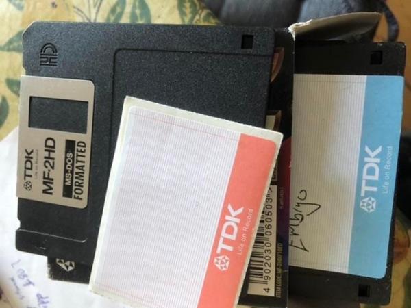 Image 1 of Box of 10 floppy msdos disk TDK