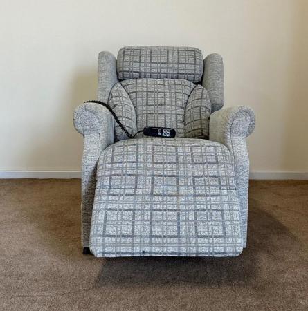 Image 11 of COSI ELECTRIC RISER RECLINER DUAL MOTOR CHAIR GREY DELIVERY