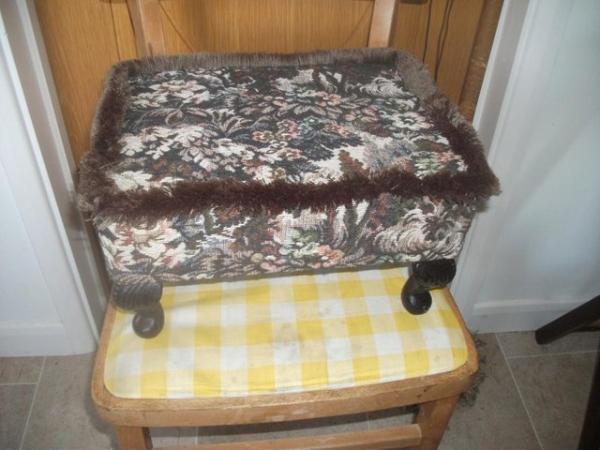 Image 1 of FOOT STALL (preloved excellent used)