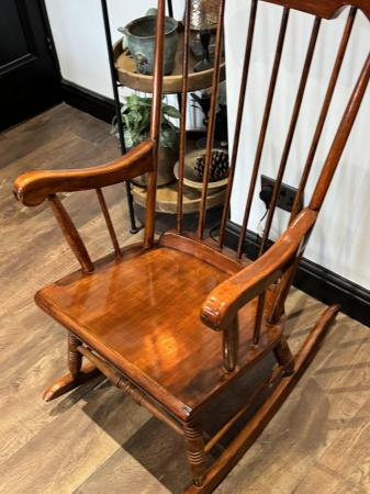 Image 3 of Rocking Chair antique excellent condition