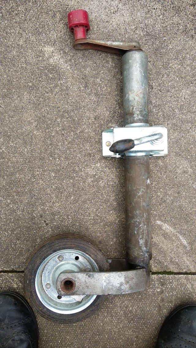 Preview of the first image of JOCKEY WHEEL WITH BRACKET / AL KO TRAILER HITCH.