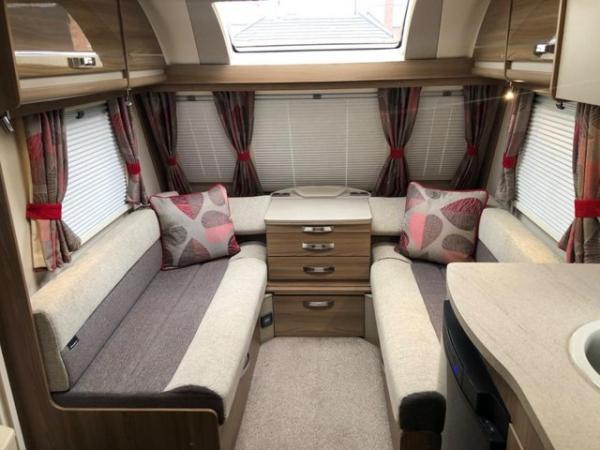 Image 7 of 2017 SWIFT CHALLENGER 580 ALDE,FIXED ISLAND BED,STUNNING CON