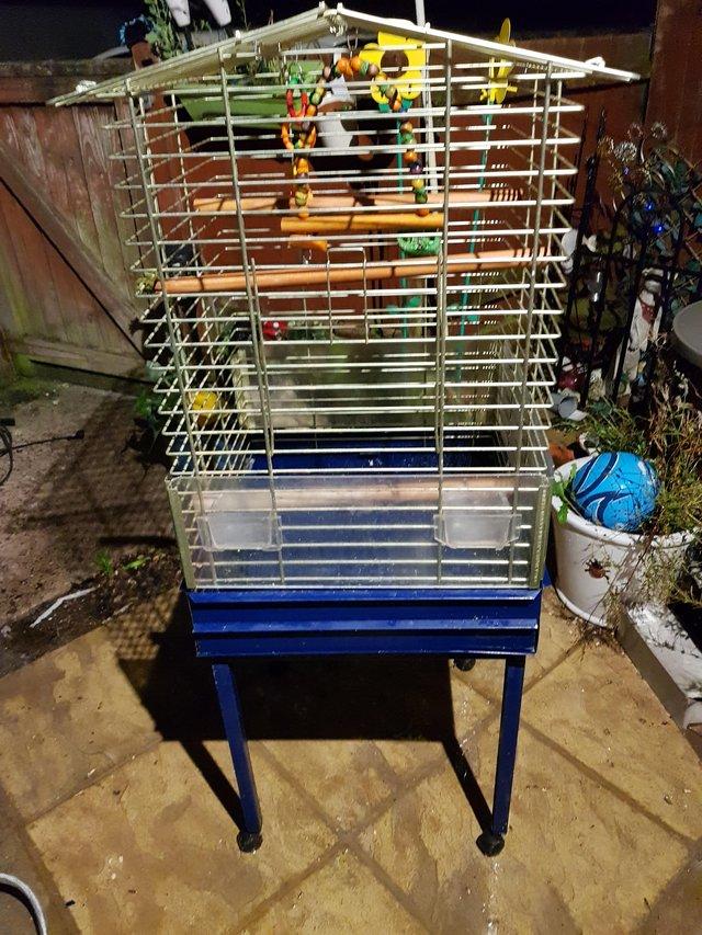 Preview of the first image of Parrot bird cage ..........