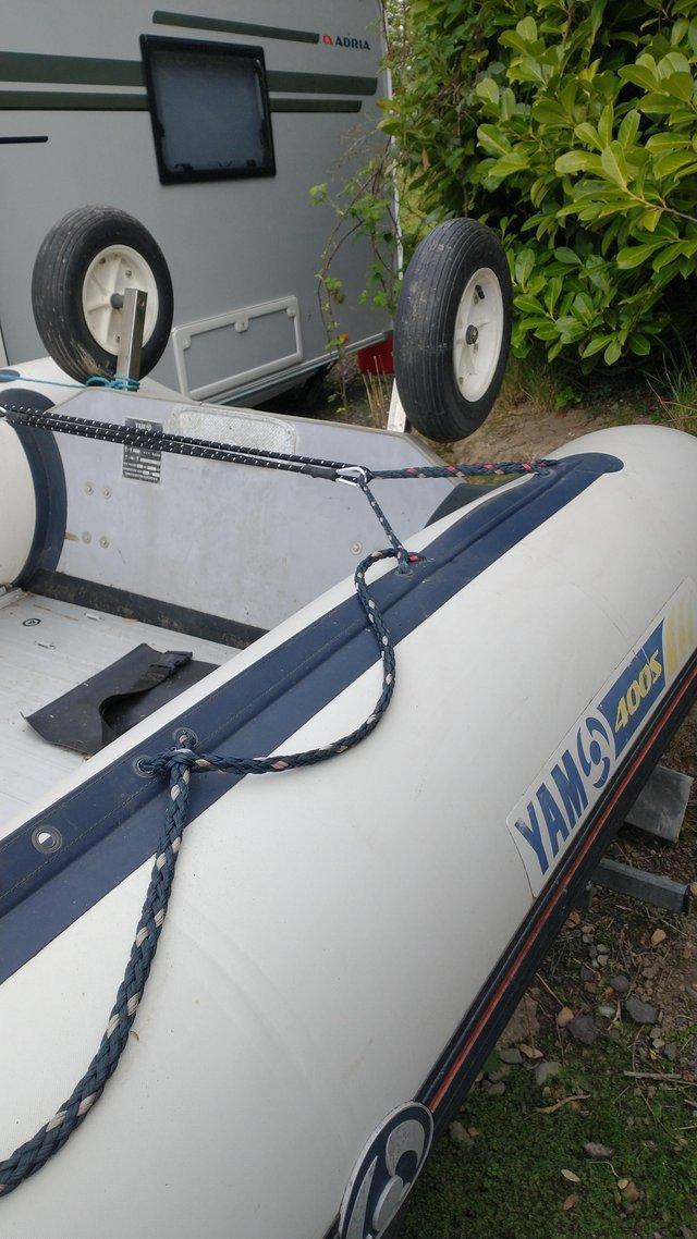 Preview of the first image of Yamaha 400 inflatable on snipe trailer.