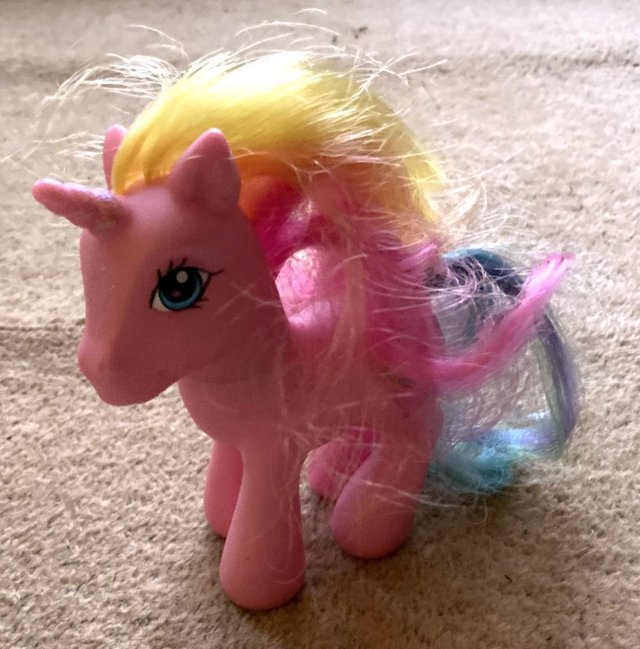 Preview of the first image of My Little Pony Vintage 2006 Rarity Unicorn.