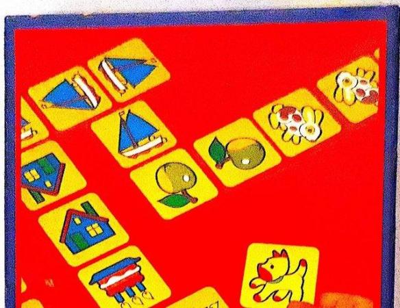 Image 2 of LOW USE - PICTUR DOMINOES for YOUNG CHILDREN