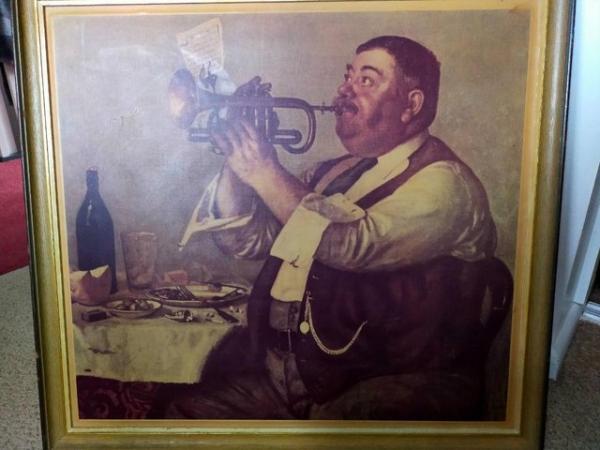 Image 3 of Picture of the trumpeter in a restaurant,