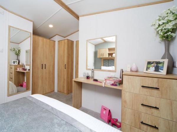 Image 4 of ABI Silverdale 36x12 2 Bed - Lodges for Sale in Surrey!