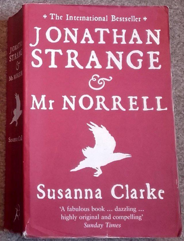Preview of the first image of Jonathan Strange & Mr Norrell, by Susanna Clarke.