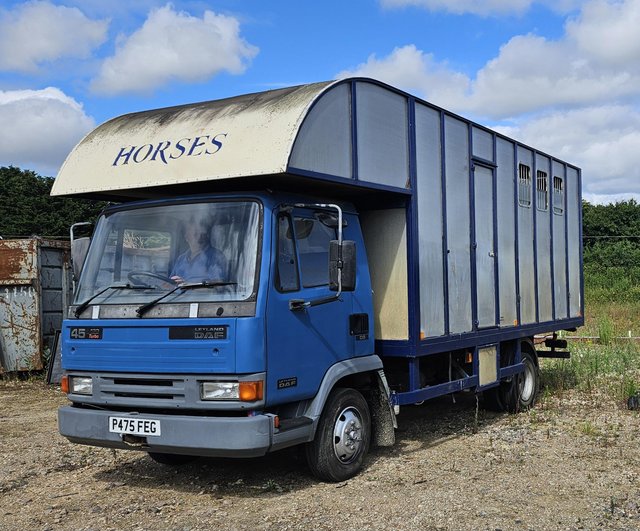 Preview of the first image of Leyland Daf 45 Horsebox 1996.