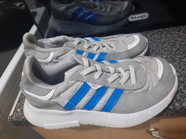 Preview of the first image of Adidas size 1 kids barely worn.
