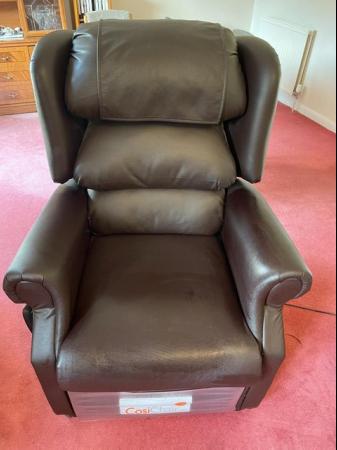 Image 1 of Ambassador ultra-leather riser/recliner