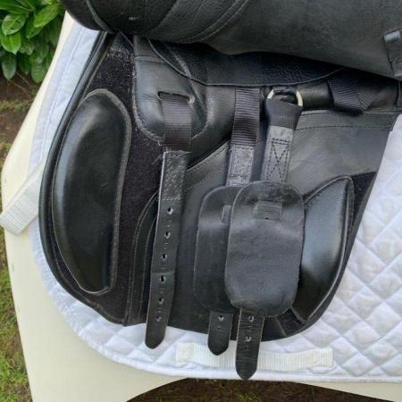 Image 6 of Kent & Masters 17 inch s series compact saddle