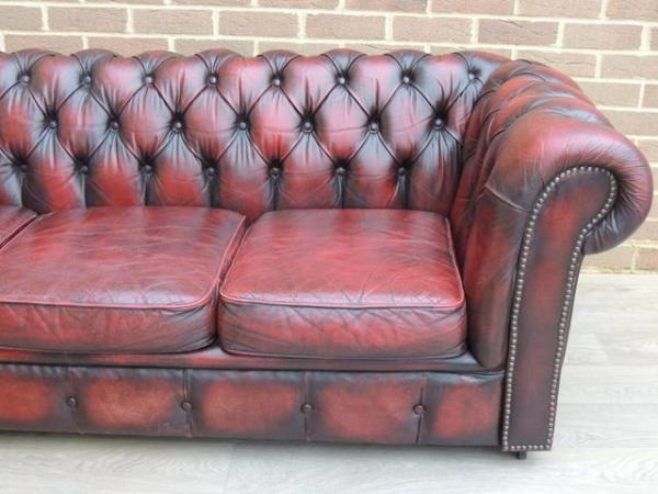 Image 4 of Chesterfield 3 seater Vintage Sofa (UK Delivery)
