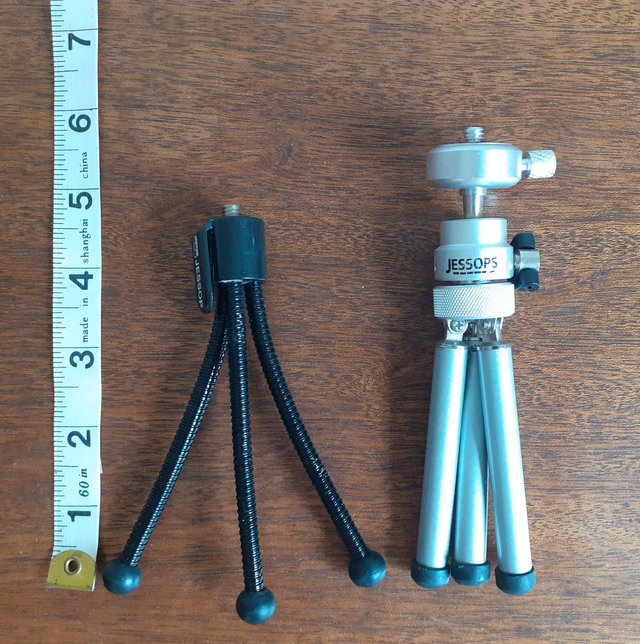 Preview of the first image of Jessops Mini tripods adjustable.