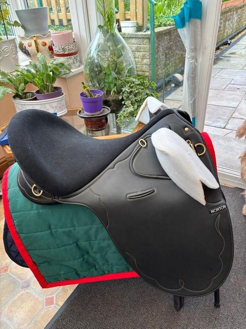 Preview of the first image of Norton Thorowgood synthetic stock saddle med size.