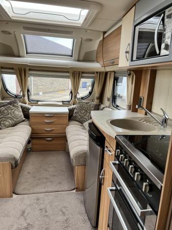 Image 3 of Caravan for sale. 2011. Swift challenger 570.