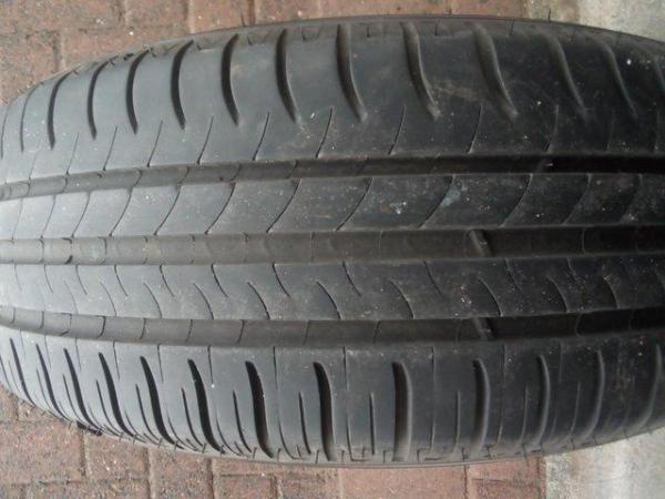 Image 1 of Michelin Energy Tyre 195/60x15 V.