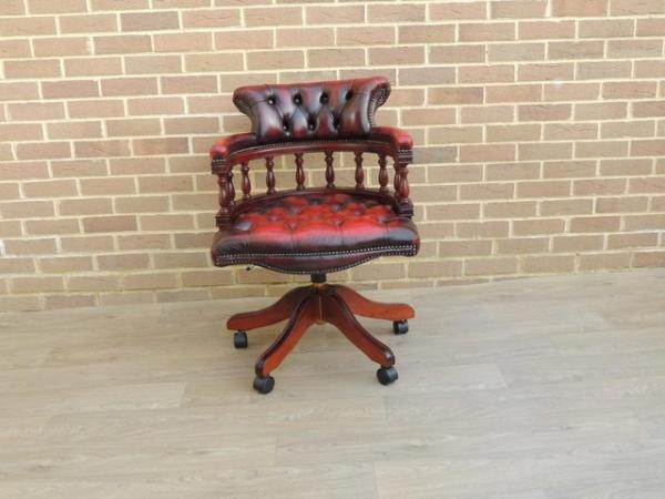 Image 3 of Chesterfield Traditional Ox Blood Chair (UK Delivery)