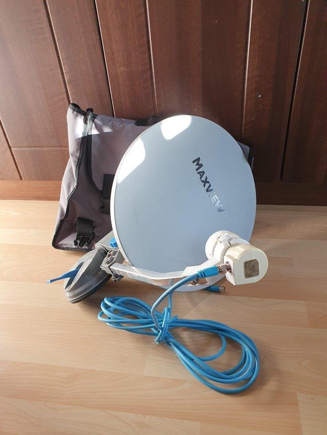 Preview of the first image of Maxview Remora suction mount satellite.