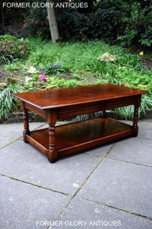 Image 51 of A TITCHMARSH AND GOODWIN STYLE OAK TWO DRAWER COFFEE TABLE