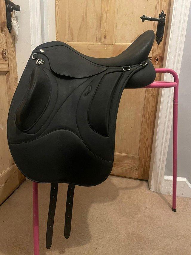 Preview of the first image of 2021 Wintec Pro Endurance Saddle 16.5” Adjustable N-XW HART.