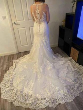 Image 2 of Christina Wu style 15620 ivory lace slim flare wedding dress