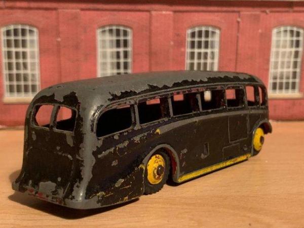 Image 3 of DINKY TOYS 1950s made LUXURY COACH