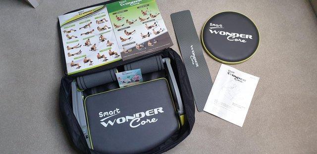 Image 1 of Wondercore exercise machine and accessories