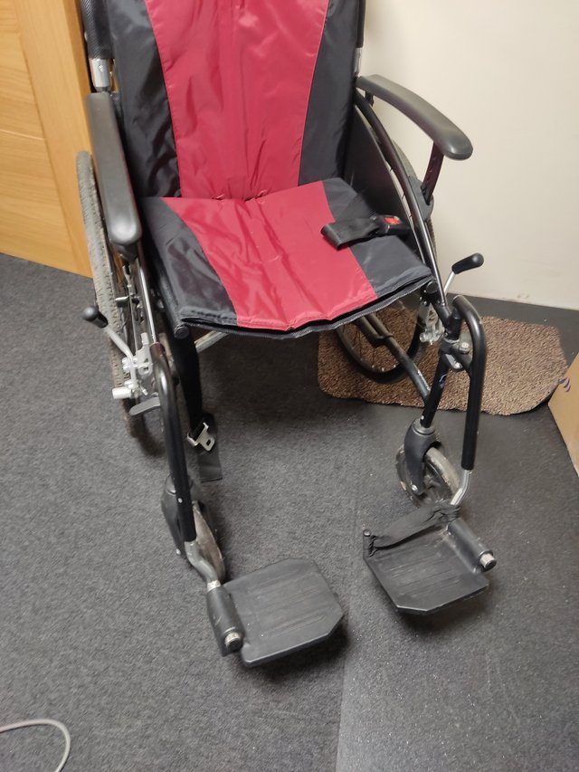 Preview of the first image of Self propelled wheelchair in good condition.