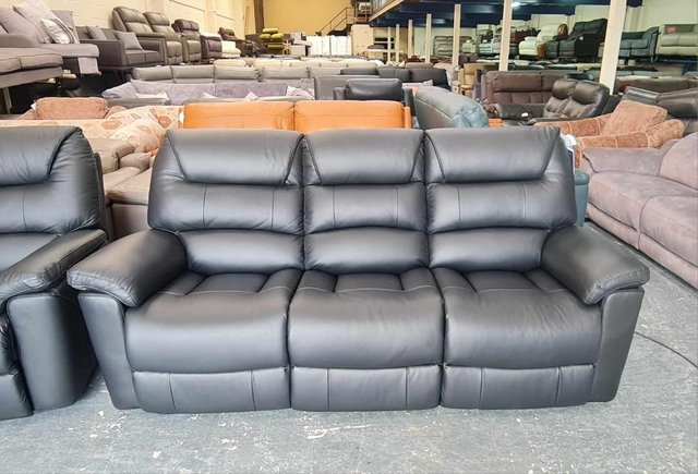 Image 4 of La-z-boy Staten black leather electric 3+2 seater sofas