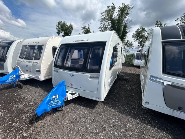 Preview of the first image of Lunar Cosmos 462, 2017, 2 Berth Caravan.
