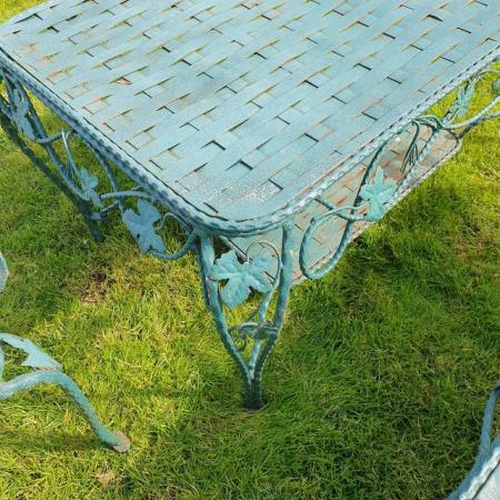 Image 4 of Stunning vintage wrought iron garden furniture set