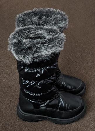 Image 3 of Ladies Black Vinyl Boots With Faux Fur Trim - Size 5