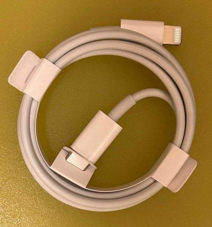 Image 3 of Apple White Lightening to USBc Cable