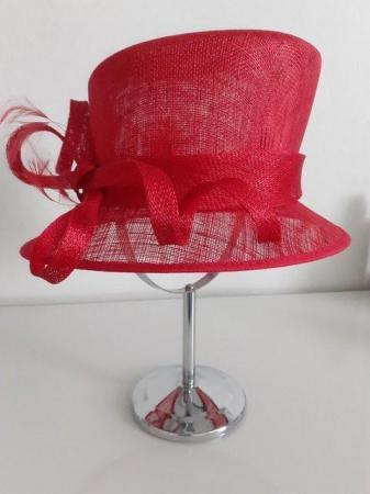 Image 2 of IMMACULATE BEAUTIFUL RED HAT, WEDDING / RACES worn once.