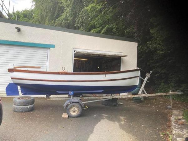 Image 1 of FORDS 12 Foot FIBREGLASS BOAT - £1200