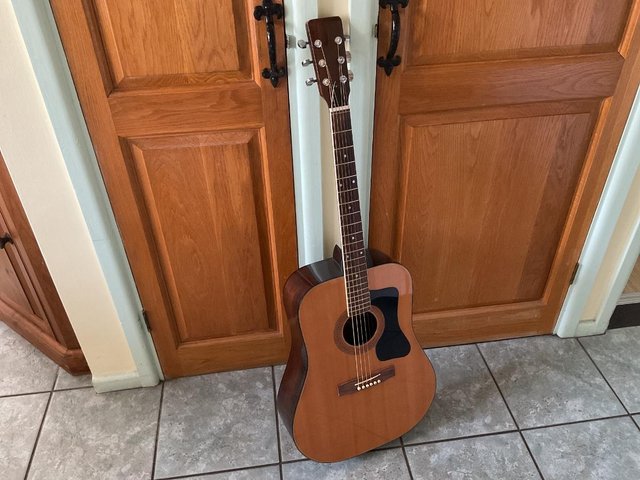 Wrangler acoustic guitar — Jewellery & Watches in Clacton-on-Sea